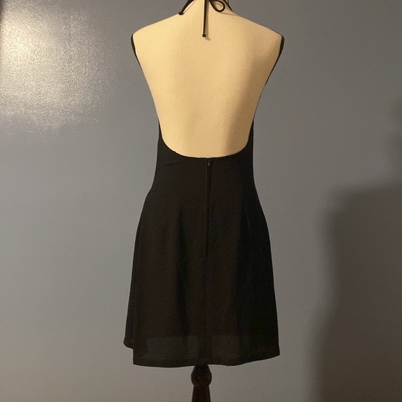 Mark Wong Nark - Picture 2 of 3